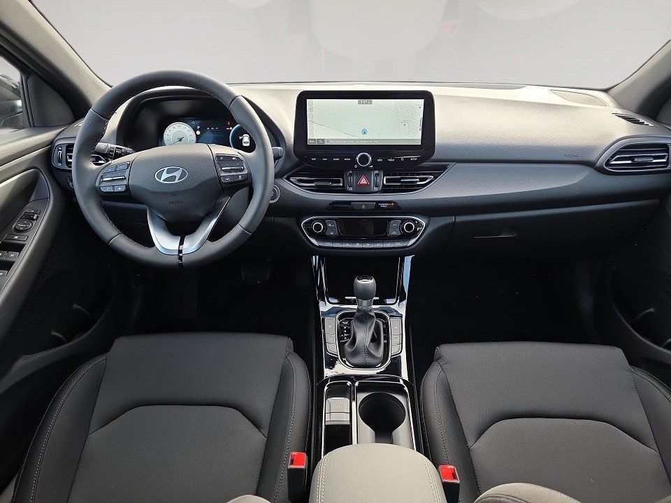 Fahrzeugabbildung Hyundai i30 1.0T 100PS DCT ADVANTAGE Plus-Paket