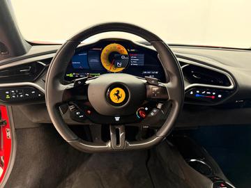 صورة مصغرة 12 لـ 2022 Ferrari 296 GTB