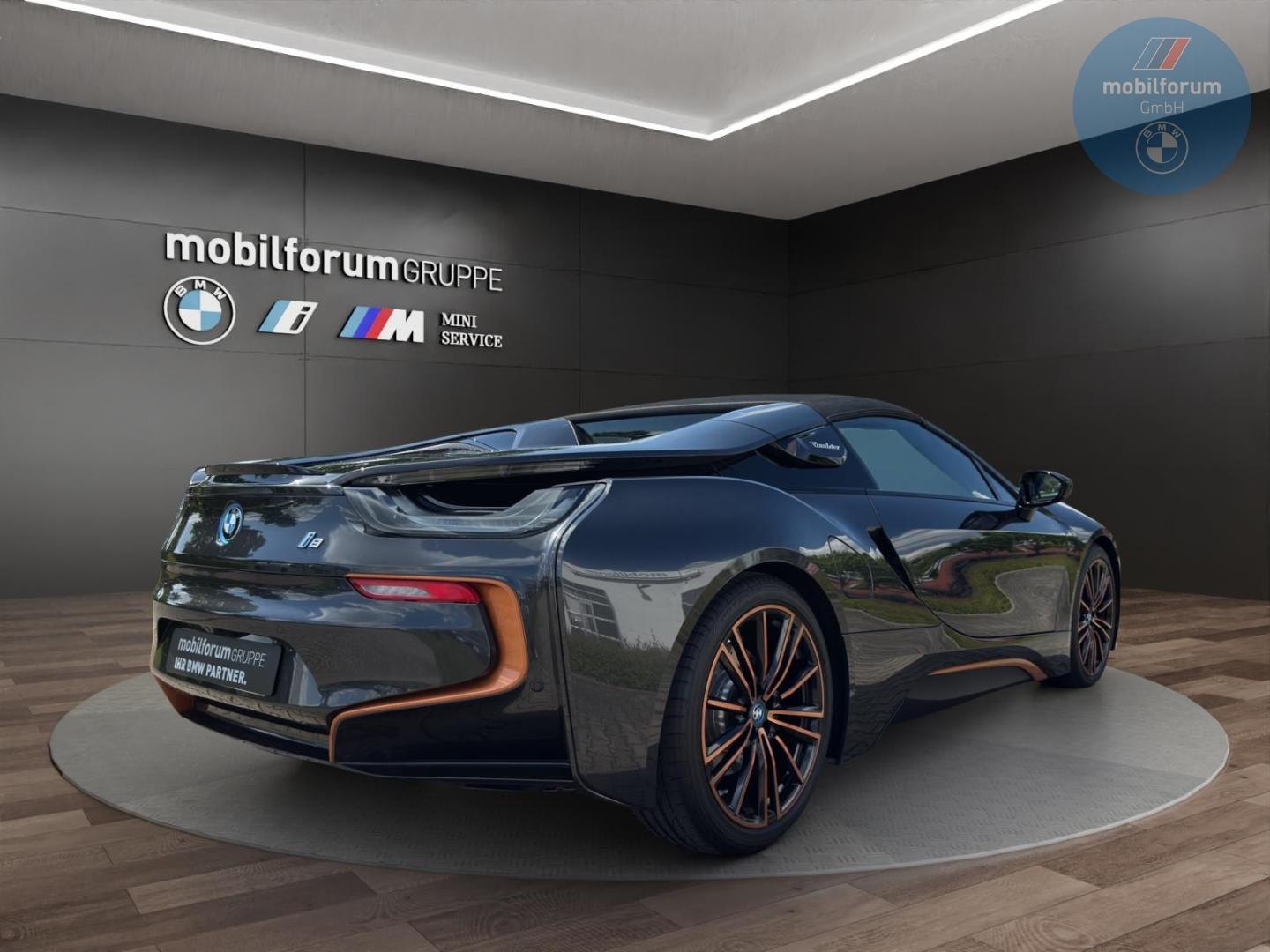 BMW i8 Roadster Ultimate Sophisto-Edition 1 of 200