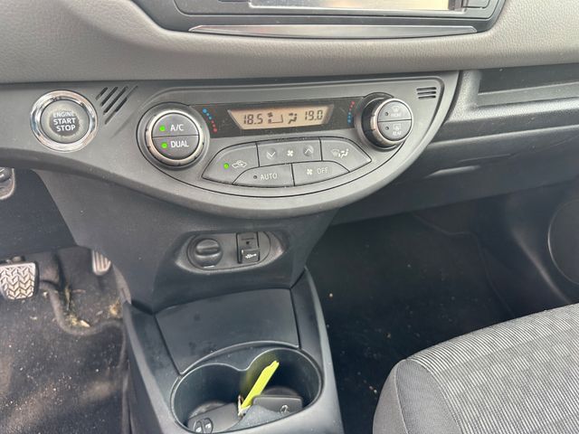 Toyota Yaris  1,0-l-Dual-VVT-i Edition-S *Unfall*