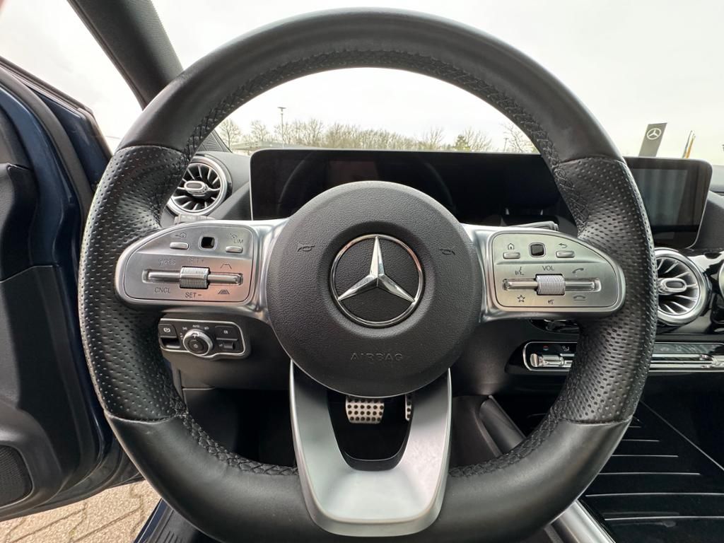 Fahrzeugabbildung Mercedes-Benz B 220 d AMG-Line+Pano+360+Distronic+Multibeam