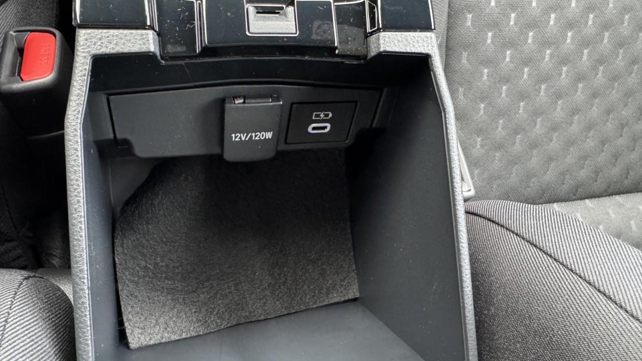 Suzuki Swace 1.8 Hybrid Comfort + NAV+SHZ+LHZ+RFS+ACC