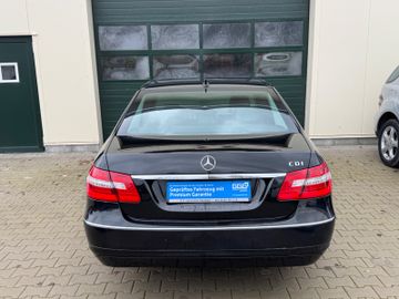 Mercedes E 250 - 8