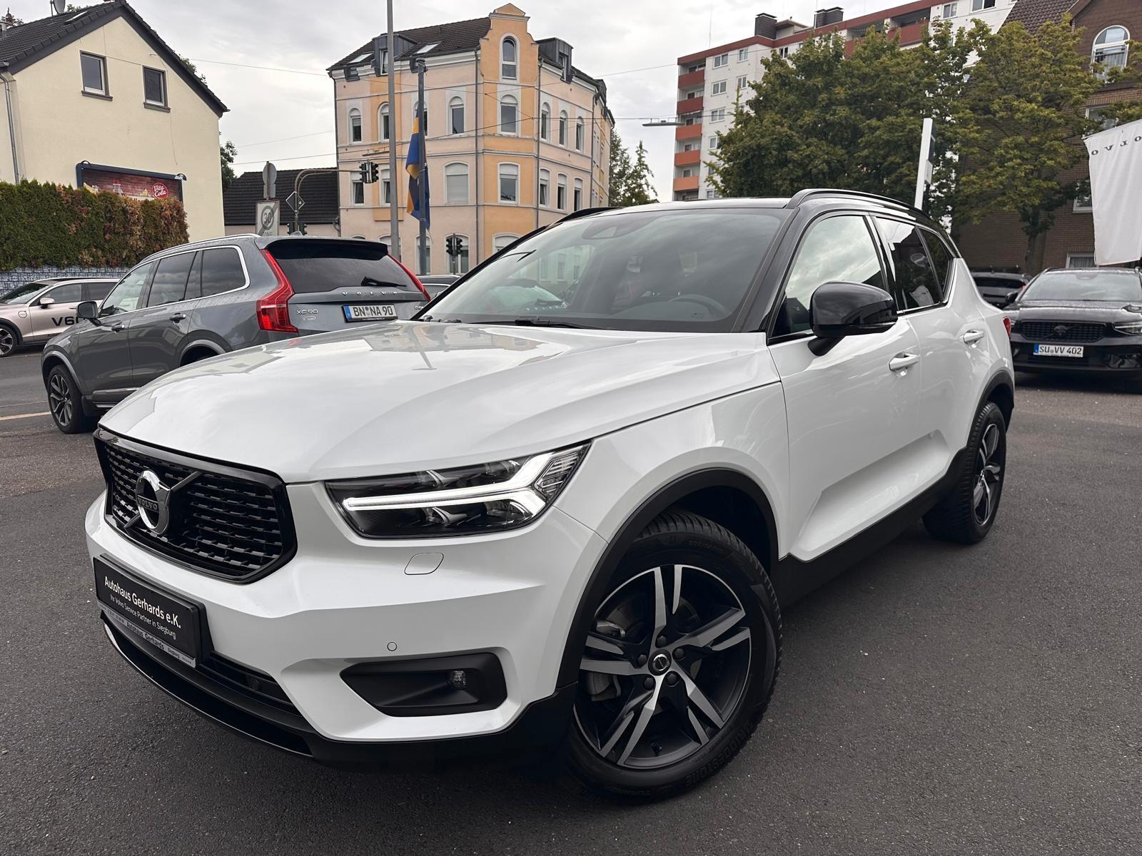 Volvo XC40 B4 R-Design AWD AHK BLIS ACC Standheiz.Kam