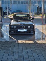 BMW E30 325i Cabrio - BMW 325 aus 1991: 325i