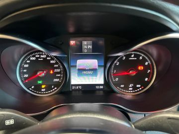 Mercedes-Benz C 250 *AMG LINE*NAV*SitzHZ*2-ZONEN*AMG*LED*