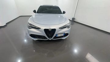 Alfa-Romeo Stelvio - 2