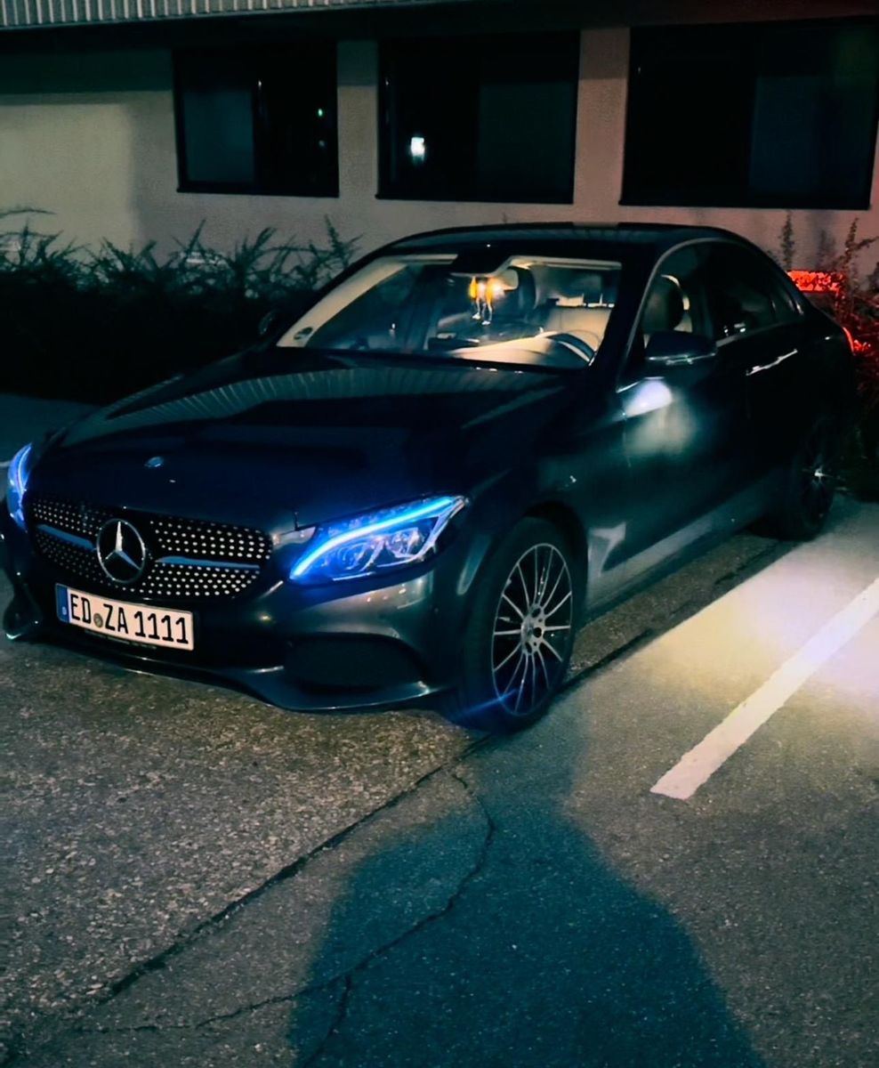 MERCEDES-BENZ Mercedes-Benz C 220 d 4MATIC  Scheckheftg...
