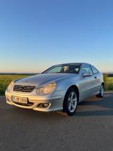 Mercedes-Benz CLK 220 CDI Sport Edition Sport Edition - gebrauchte Mercedes-Benz CLK 220 aus dem Jahr 2007