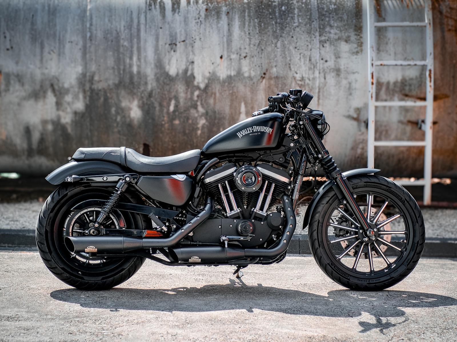 Harley-Davidson XL883N Sportster Iron 883 - J&H - LED - Cool!