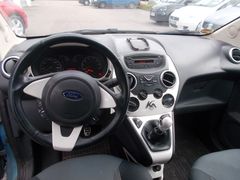 Fahrzeugabbildung Ford Ka Trend 1.2 (70 PS) + Klima