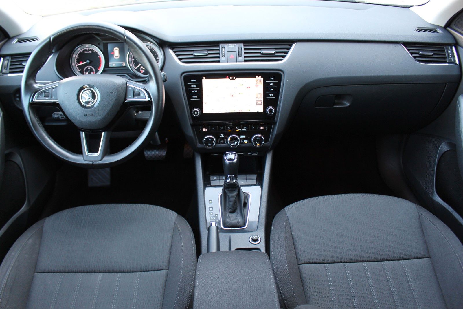 Skoda Octavia Combi Style 2.0 TSI DSG+Navi+Kamera+ACC foto 13