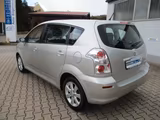 Toyota Corolla Verso 1.8 Executive+1.Hand+wenig km - silberne Toyota Corolla Verso
