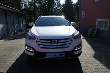 Fahrzeugabbildung Hyundai Santa Fe Style 2WD Xenon / Navi