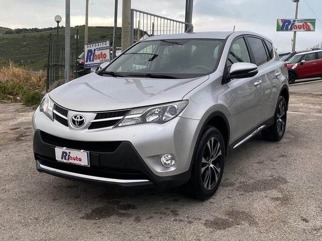 Toyota RAV 4 RAV4 2.2 D-4D 4WD Lounge