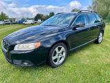 Volvo V70 Kombi Momentum - gebrauchte Volvo V70 aus dem Jahr 2012