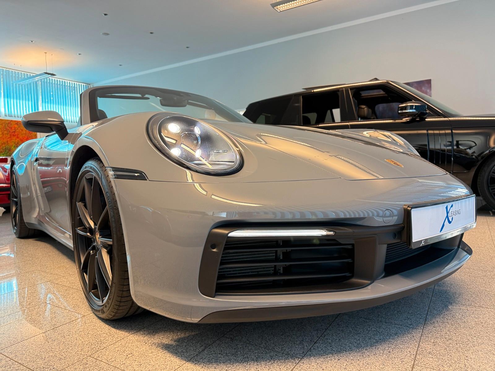 Porsche 992 Cabrio PDK / Sport-Tex/Vollleder/Sportabgas