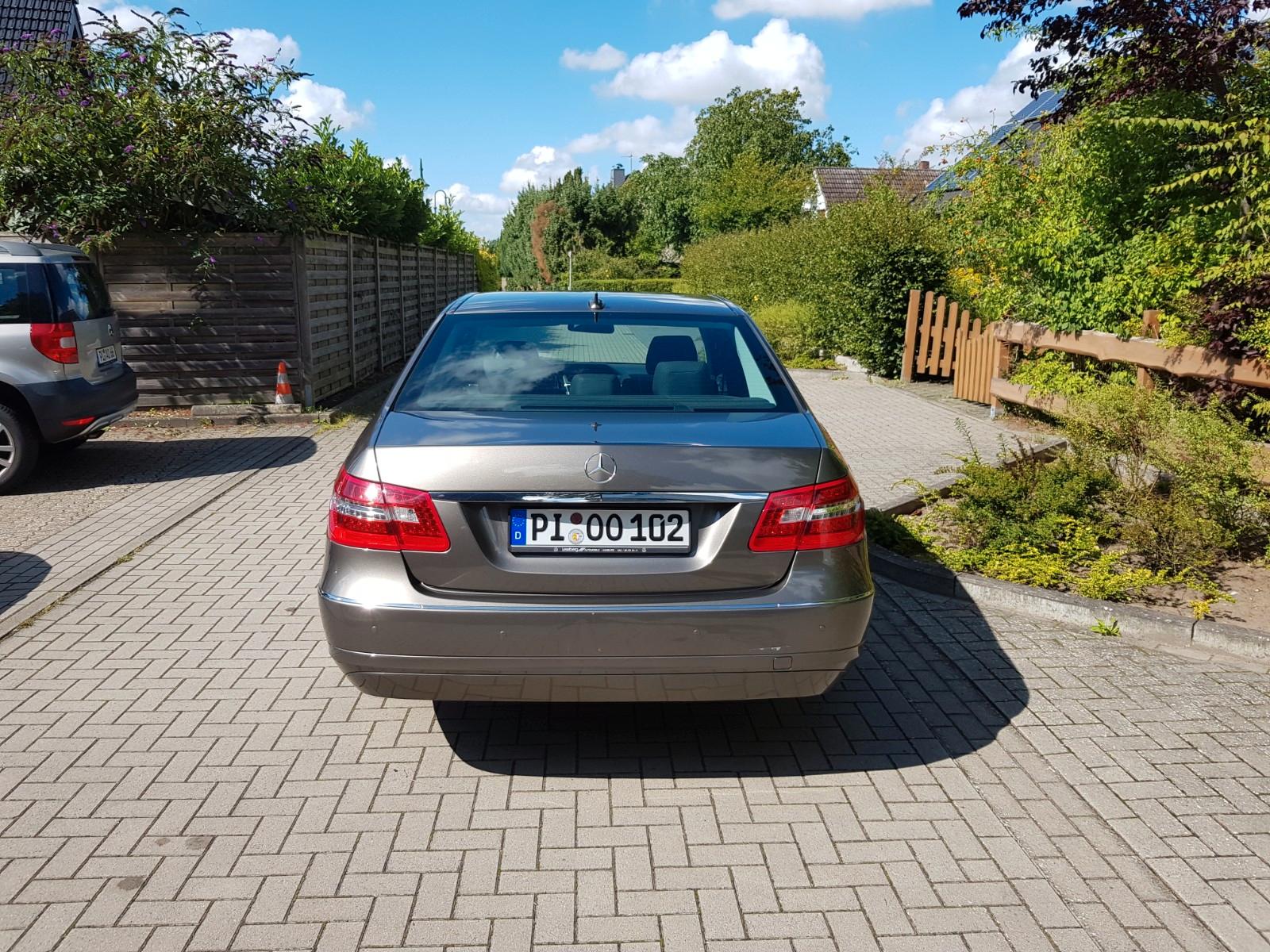 Mercedes-Benz E 220 CDI BlueEFF ELEGANCE  Top Zustand