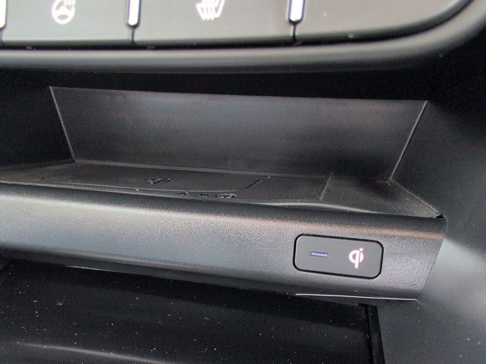 Fahrzeugabbildung Kia CEED 1.4T DCT SPIRIT GARANTIE-7.28 TEC/NAV-P 1HD