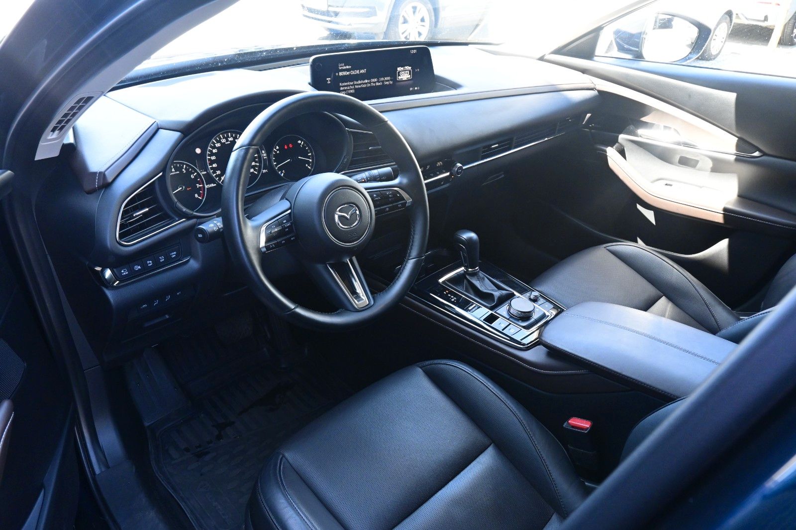 Fahrzeugabbildung Mazda CX-30 Takumi 2WD *Leder*360°ACC*Matrix LED