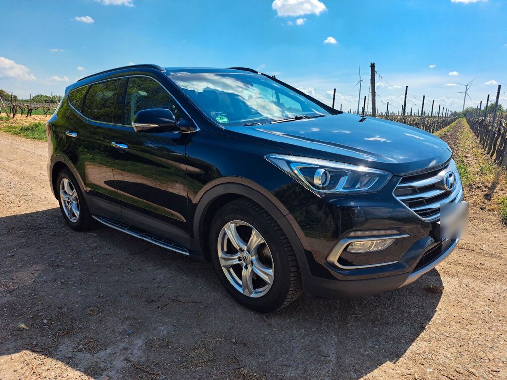 Image of Hyundai SANTA FE