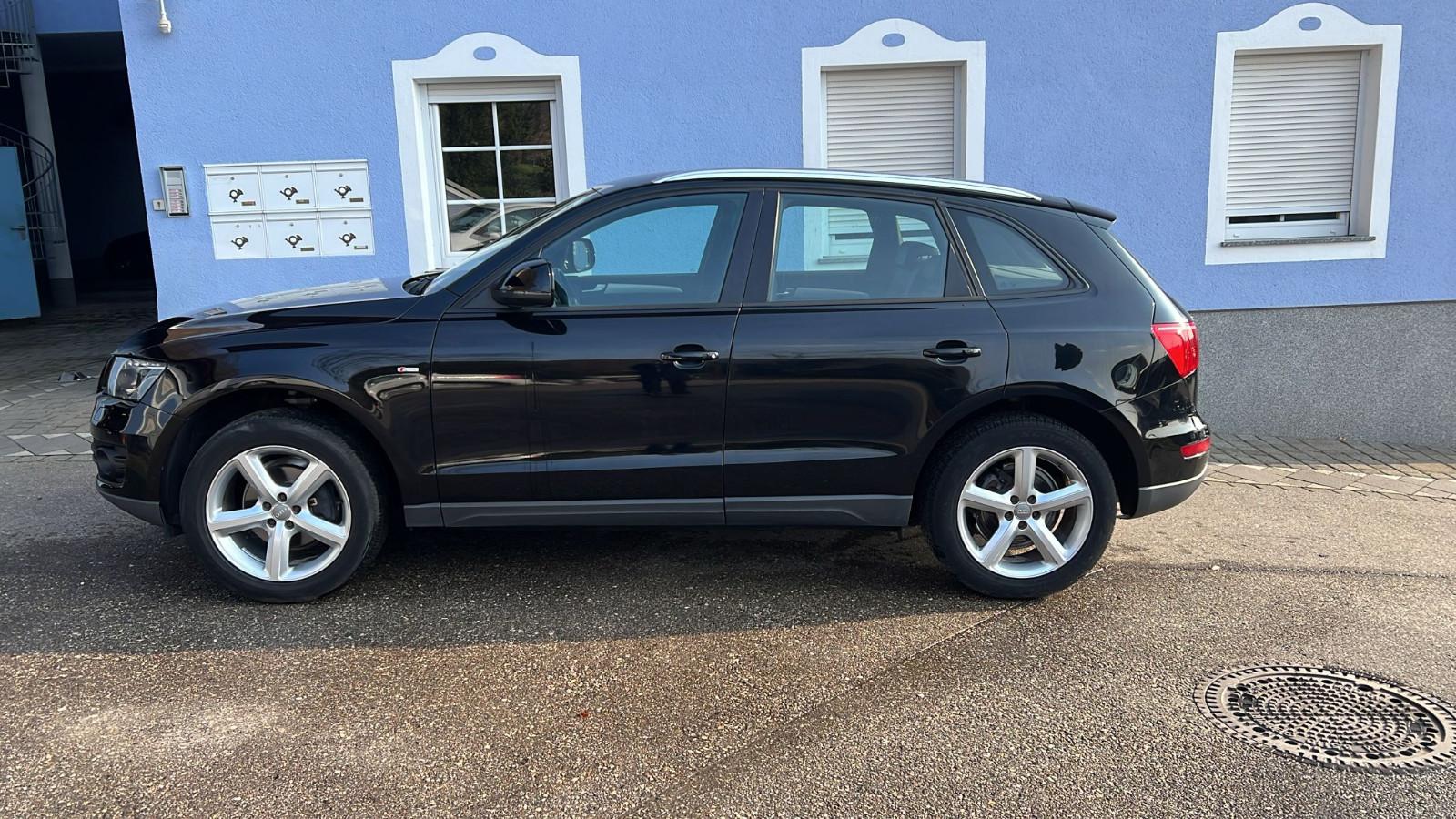 Audi Q5 2.0 TDI quattro S-line 1.Besitz