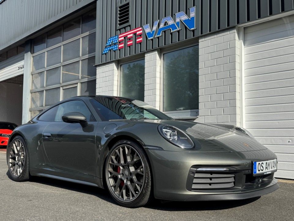 Fahrzeugabbildung Porsche 992 911 Carrera 4 S erste Hand uff approved