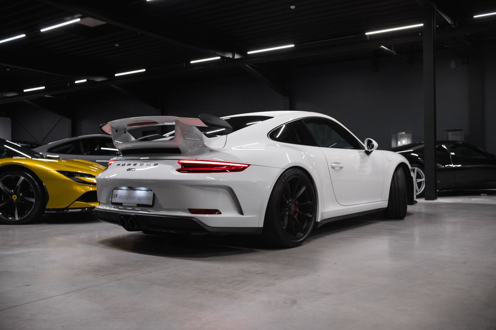 Fahrzeugabbildung Porsche 911/991.2 GT3- Approved-Lift-Clubsport-90 L