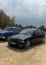 BMW 318is E36 Class 2 ähnlich M3