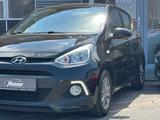 Hyundai i10 YES!*SHZ*TEMPOMAT*MFKL*MEDIA* - Hyundai i10: Schwarz