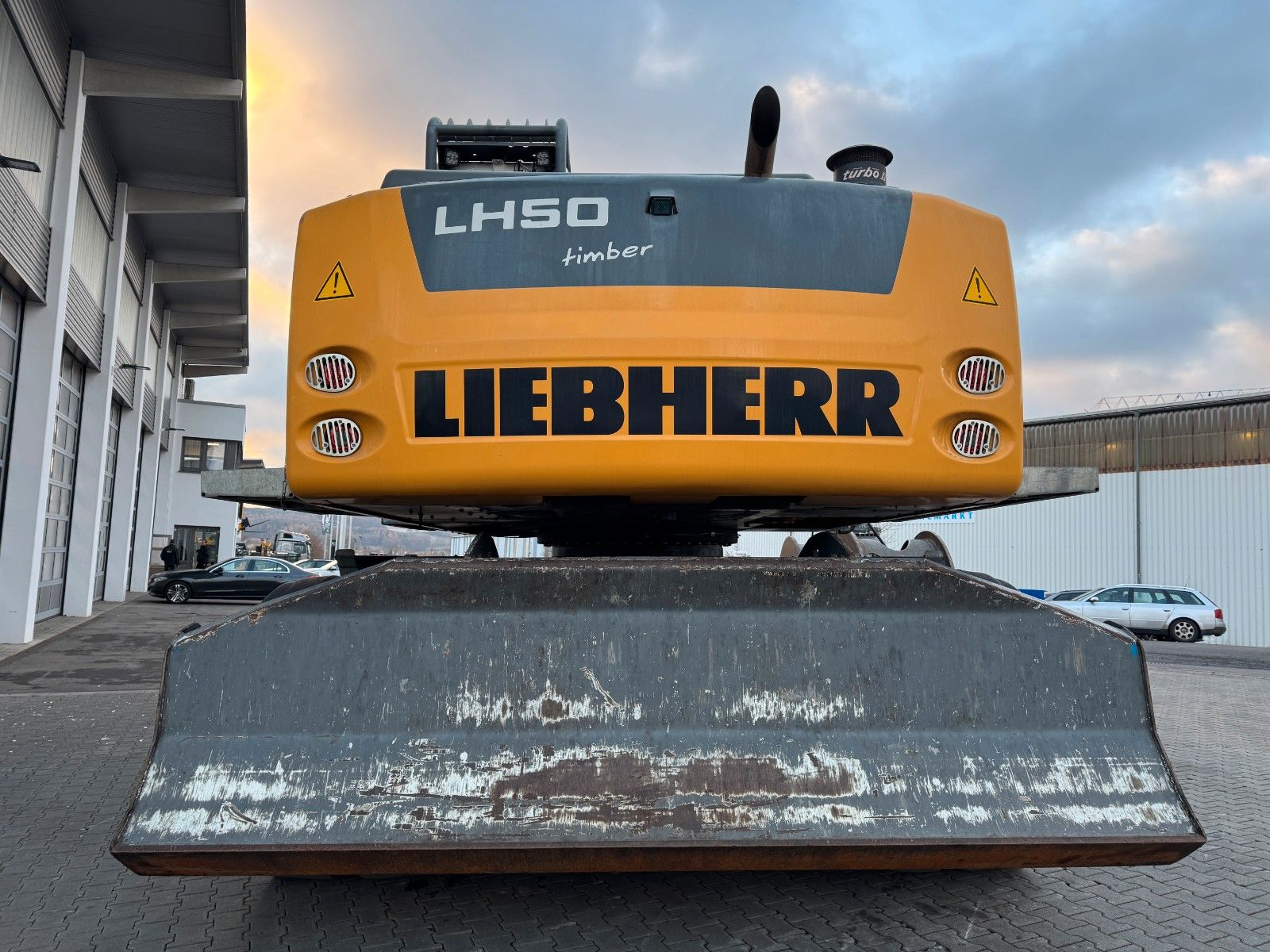 Fahrzeugabbildung Liebherr LH 50 M Timber / inkl. Holzzange / 2020 / 11m