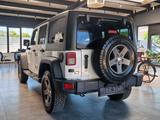 Jeep Wrangler Unlimited Sahara Mountain 2,8CRD 4x4 - Jeep Wrangler X mit Diesel-Antrieb