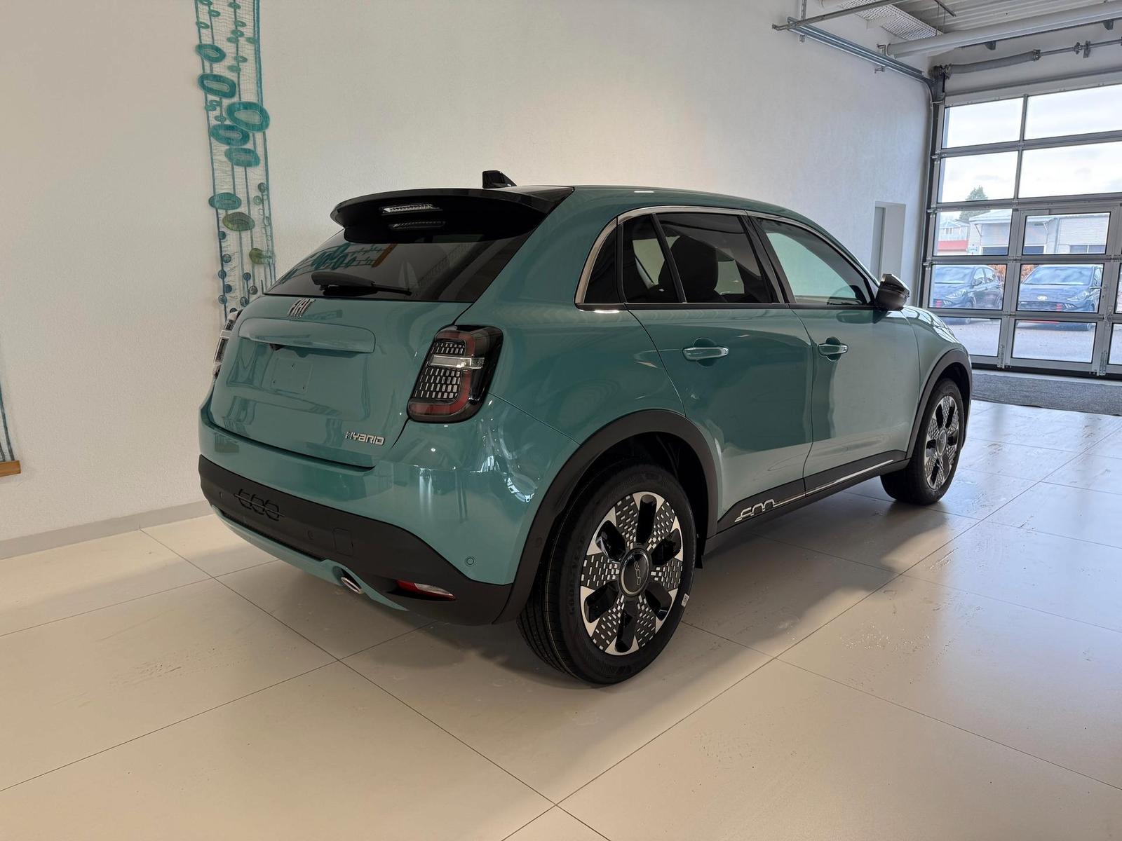 Fiat 600 La Prima Hybrid 1.2 T3 81 kW (110 PS) DCT...