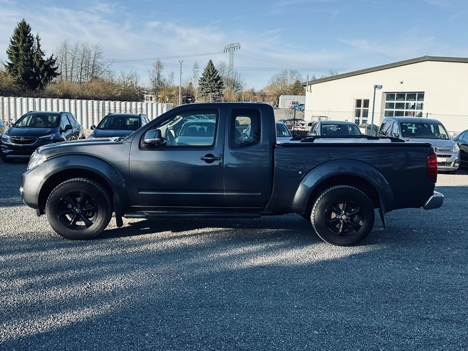 Nissan Navara King Cab 190CH | 4x4 | GPS | Caméra | Attelage