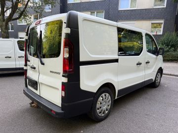 Renault Trafic - 2