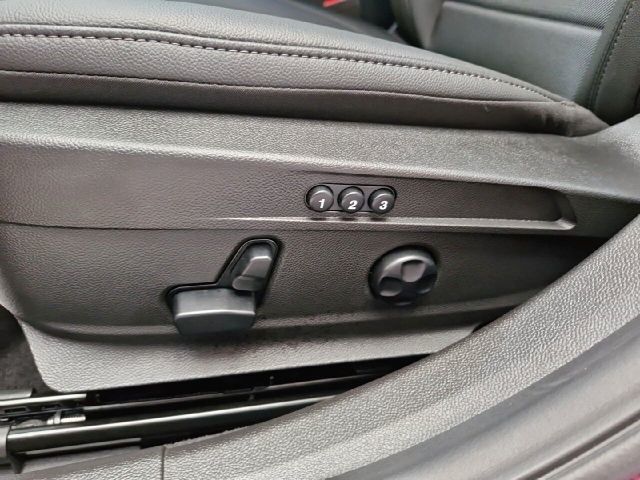 Alfa Romeo Giulia - Bild 17