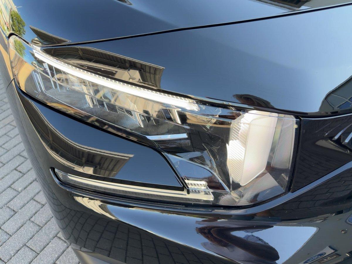 Citroën Berlingo 1.5 Diesel 130 Max XL LED+Navi+2xKlima