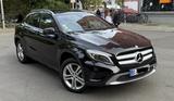 Mercedes-Benz GLA 180 SCORE! Black/Black - Mercedes-Benz GLA-Klasse von privat