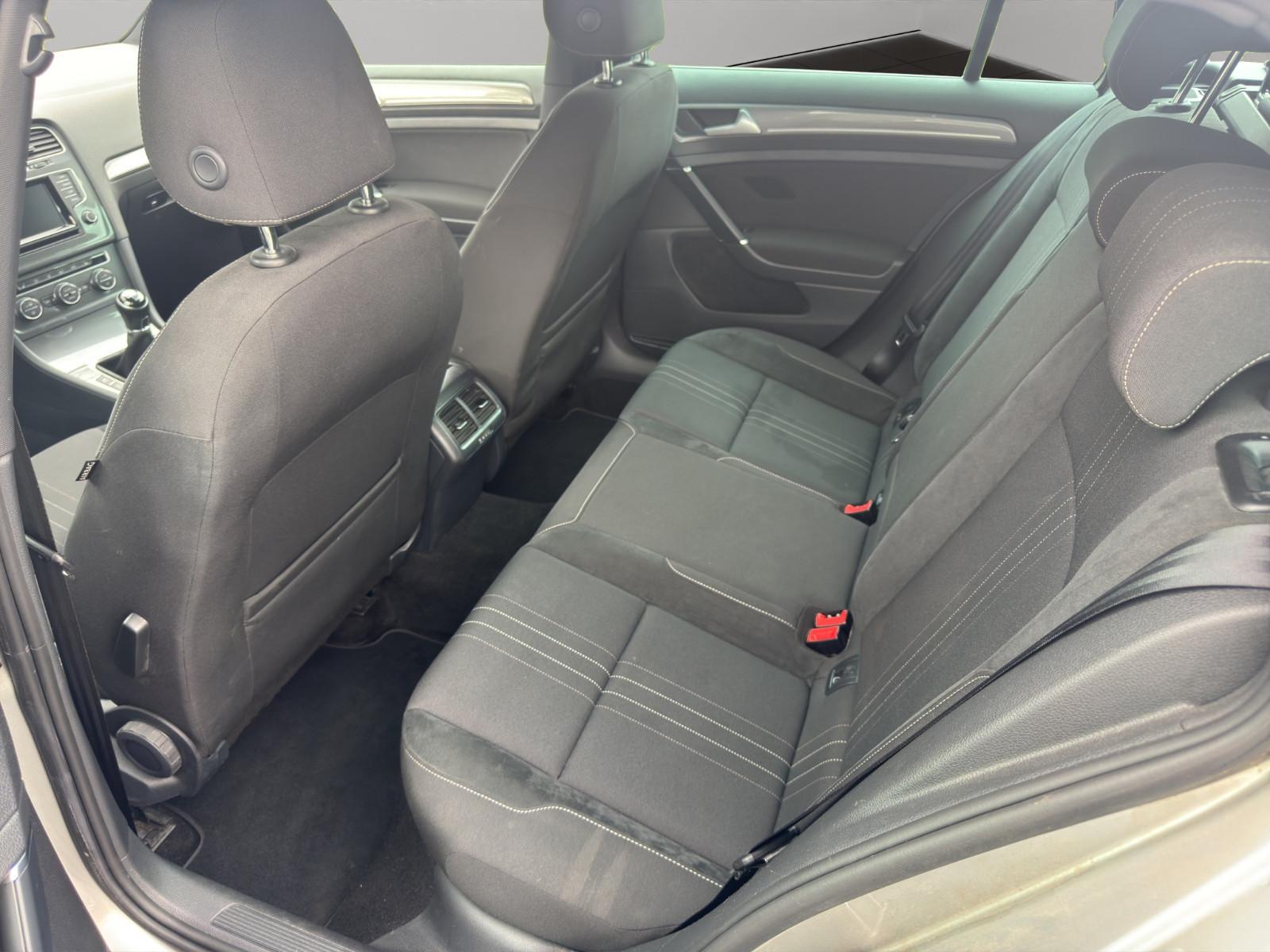 Volkswagen Golf VII 2.0TDI Alltrack 4Motion AHK/DISCOVER/AC