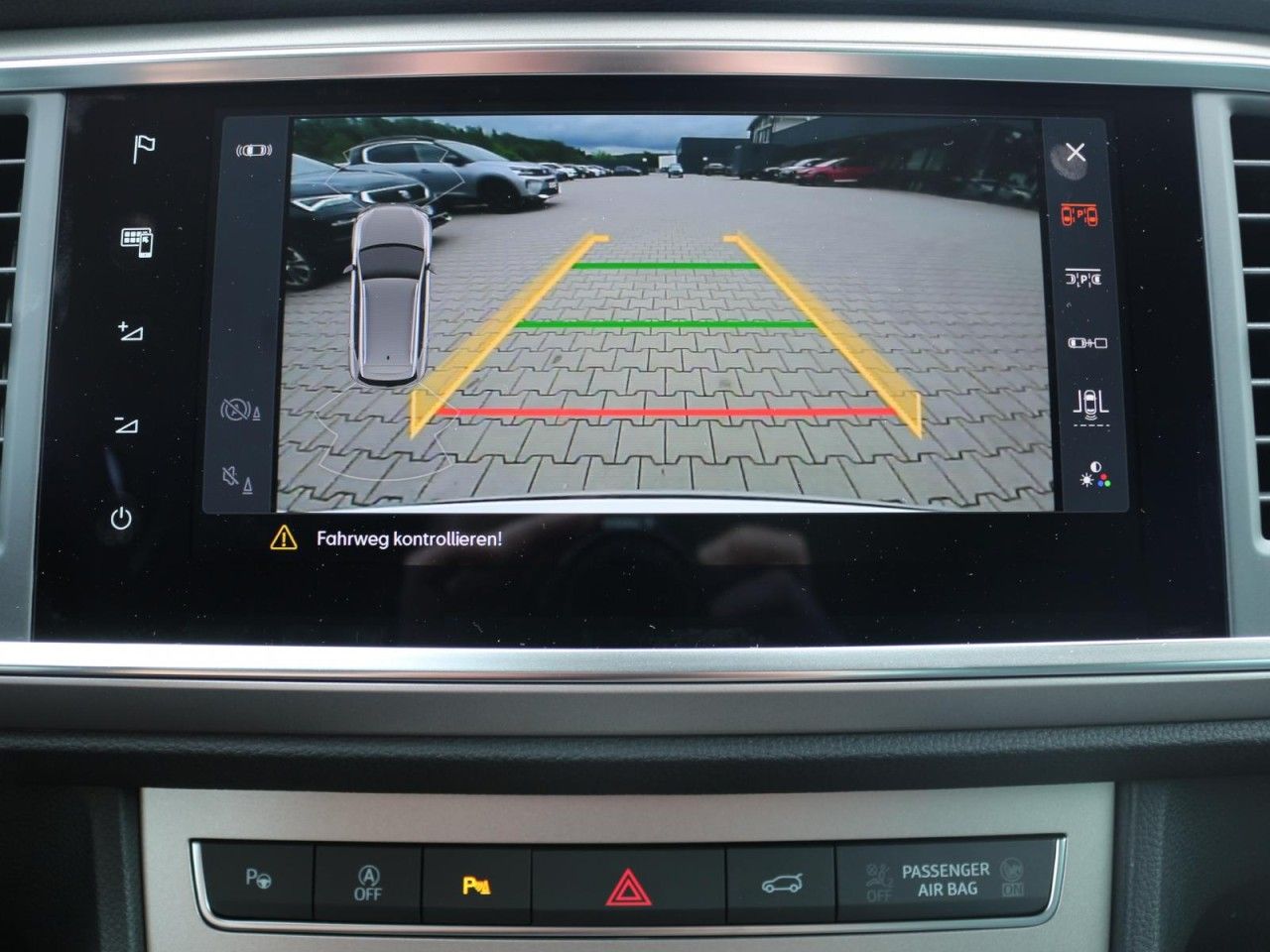 Fahrzeugabbildung SEAT Ateca Xperience 1.5 TSI 150 PS 6-Gang