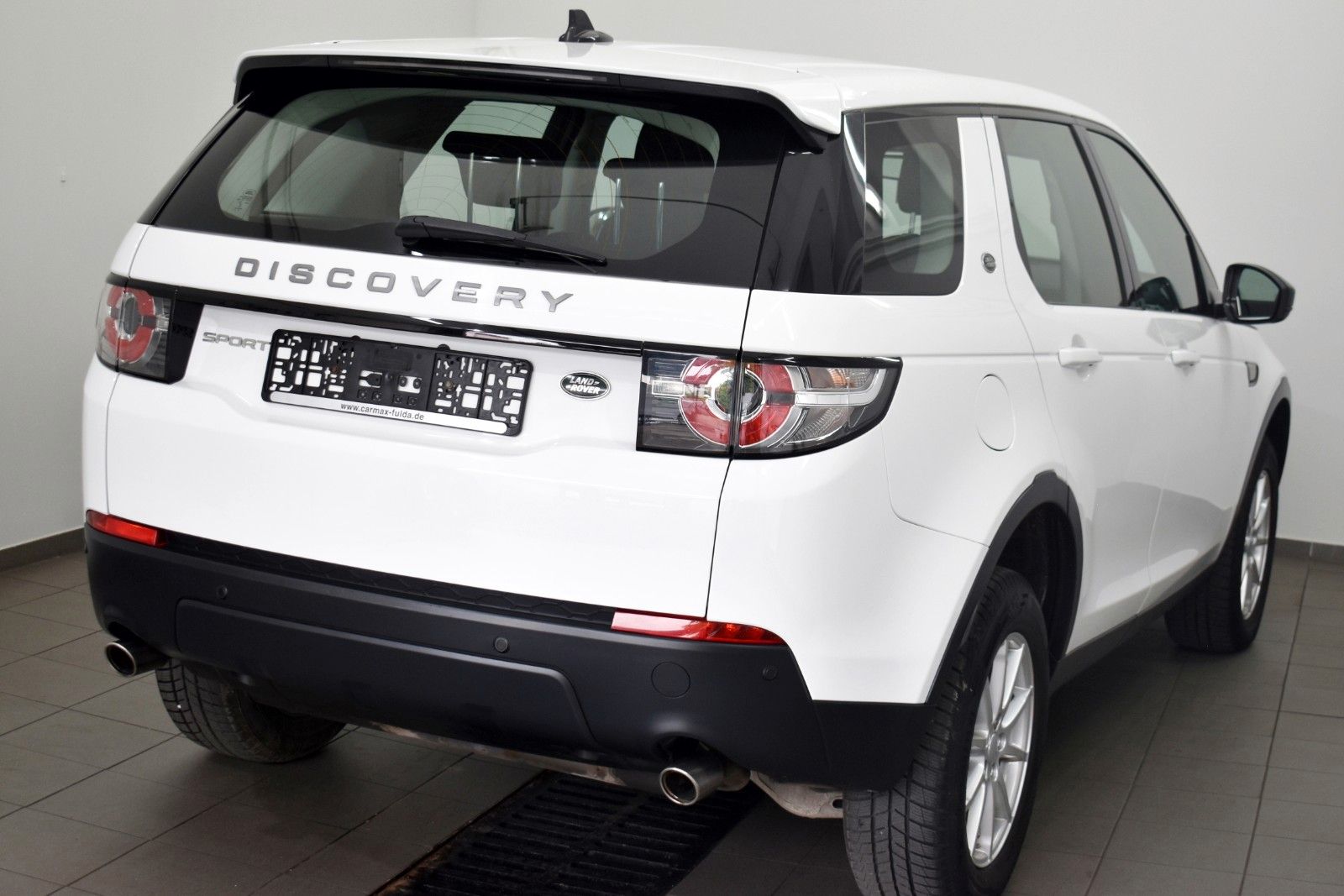 Fahrzeugabbildung Land Rover Discovery Sport Pure SH, PDC, MOTOR IST FEST!