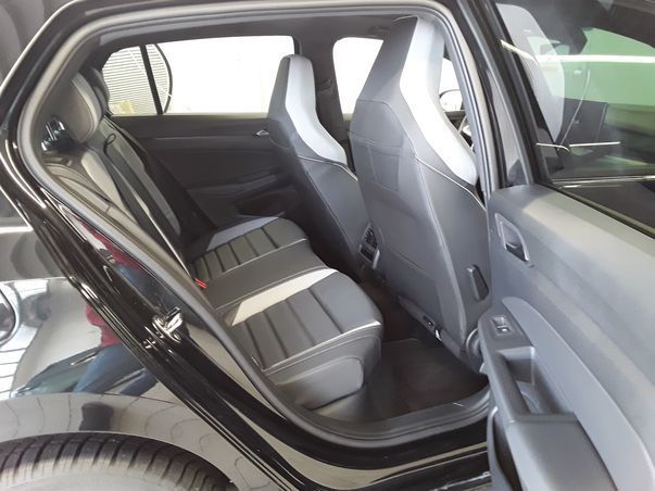 Volkswagen Golf - Bild 7
