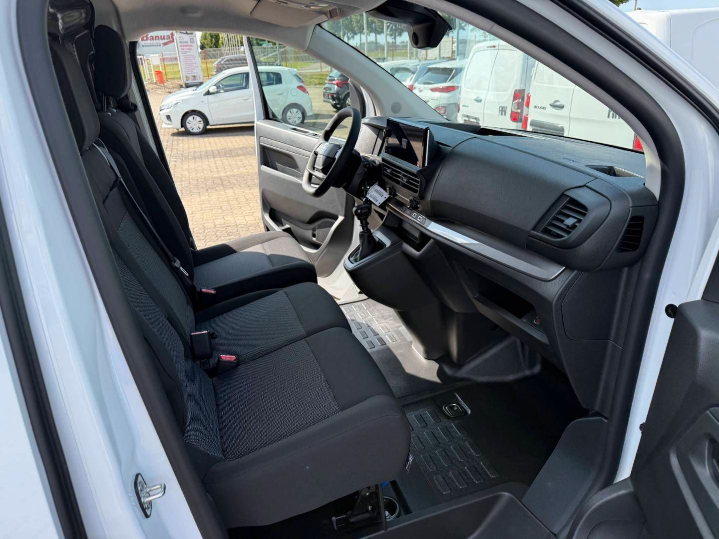 Fahrzeugabbildung Fiat SCUDO KAWA L3 2.0 145 AT8 S&S