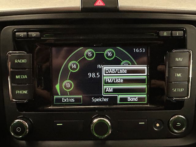 Skoda Superb Combi Exclusive *Xenon*PDC*Klima*DAB*Navi