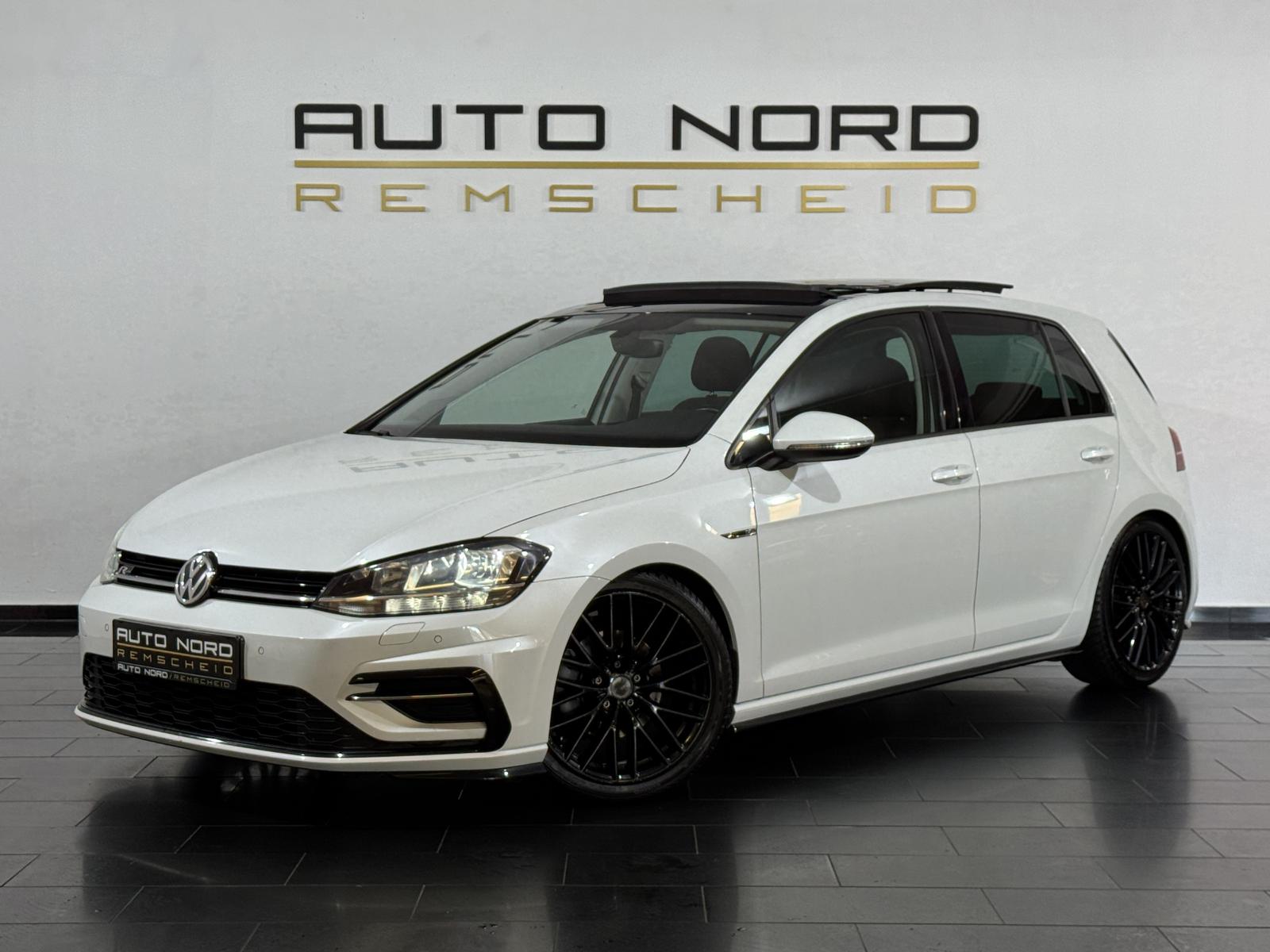 Volkswagen Golf VII 1.5TSI Comfortline*R-Line*DSG*DYNAUDIO*