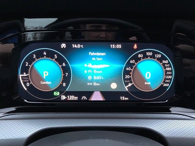 Volkswagen Golf VIII Lim. 1.5eTSI DSG Active PANO+MATRIX+HE, миниатюра 16