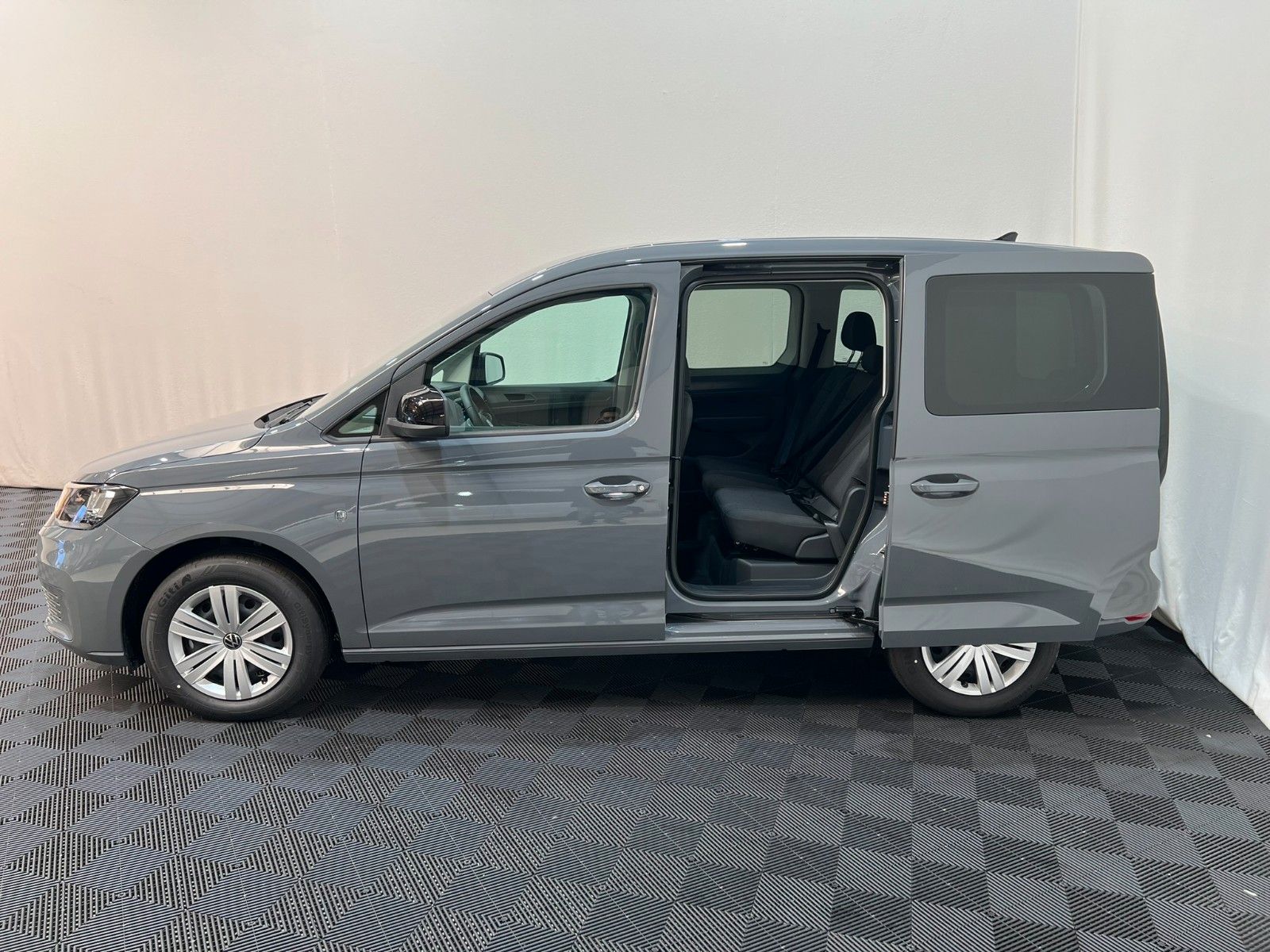 Fahrzeugabbildung Volkswagen Caddy 1.5 TSI /DSG/ACC/PDCh./Winterpaket