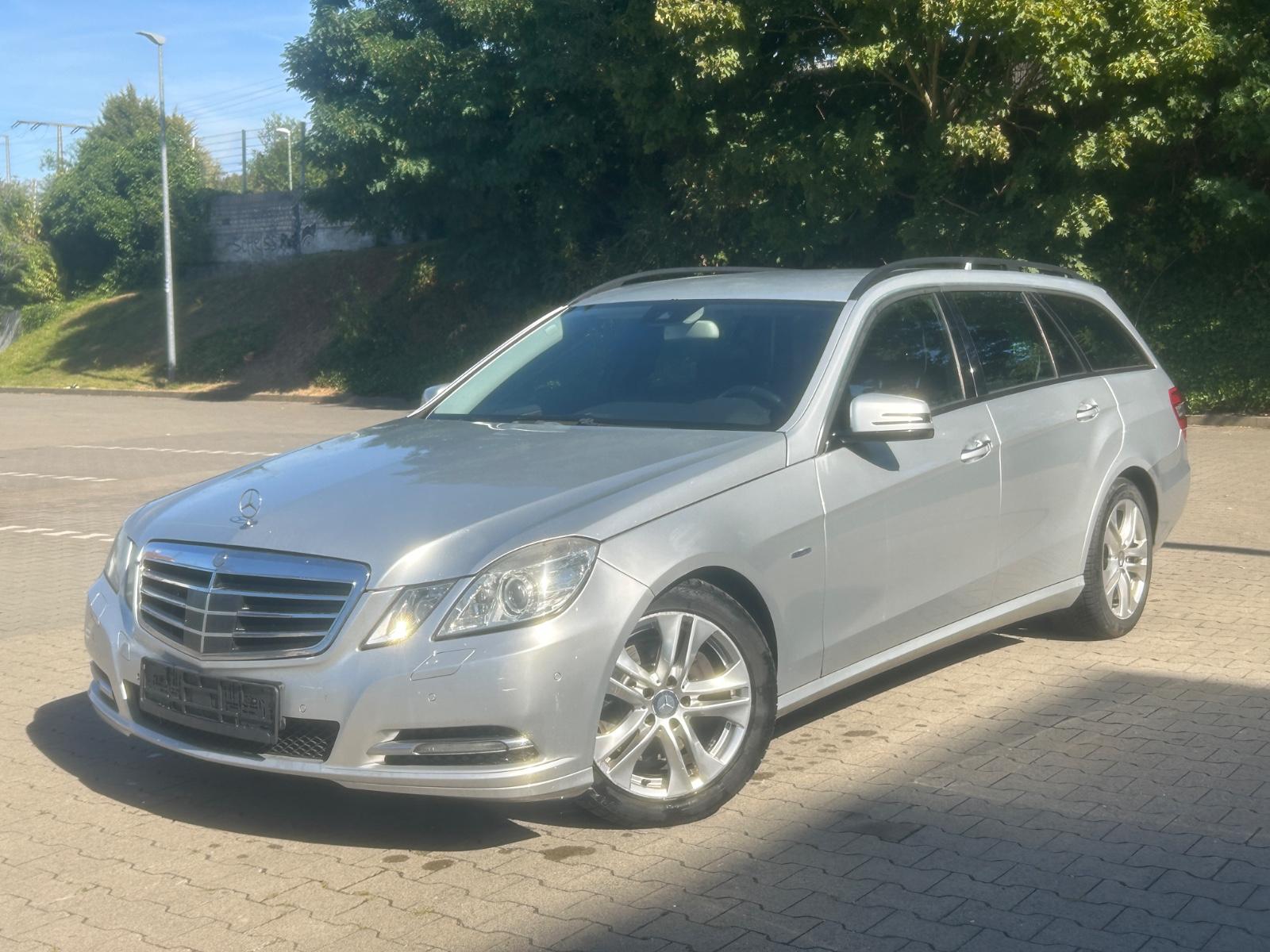 Mercedes-Benz E 350 CDI *AC*Abst.Temp*Kombi.Lim*Scheckheft*