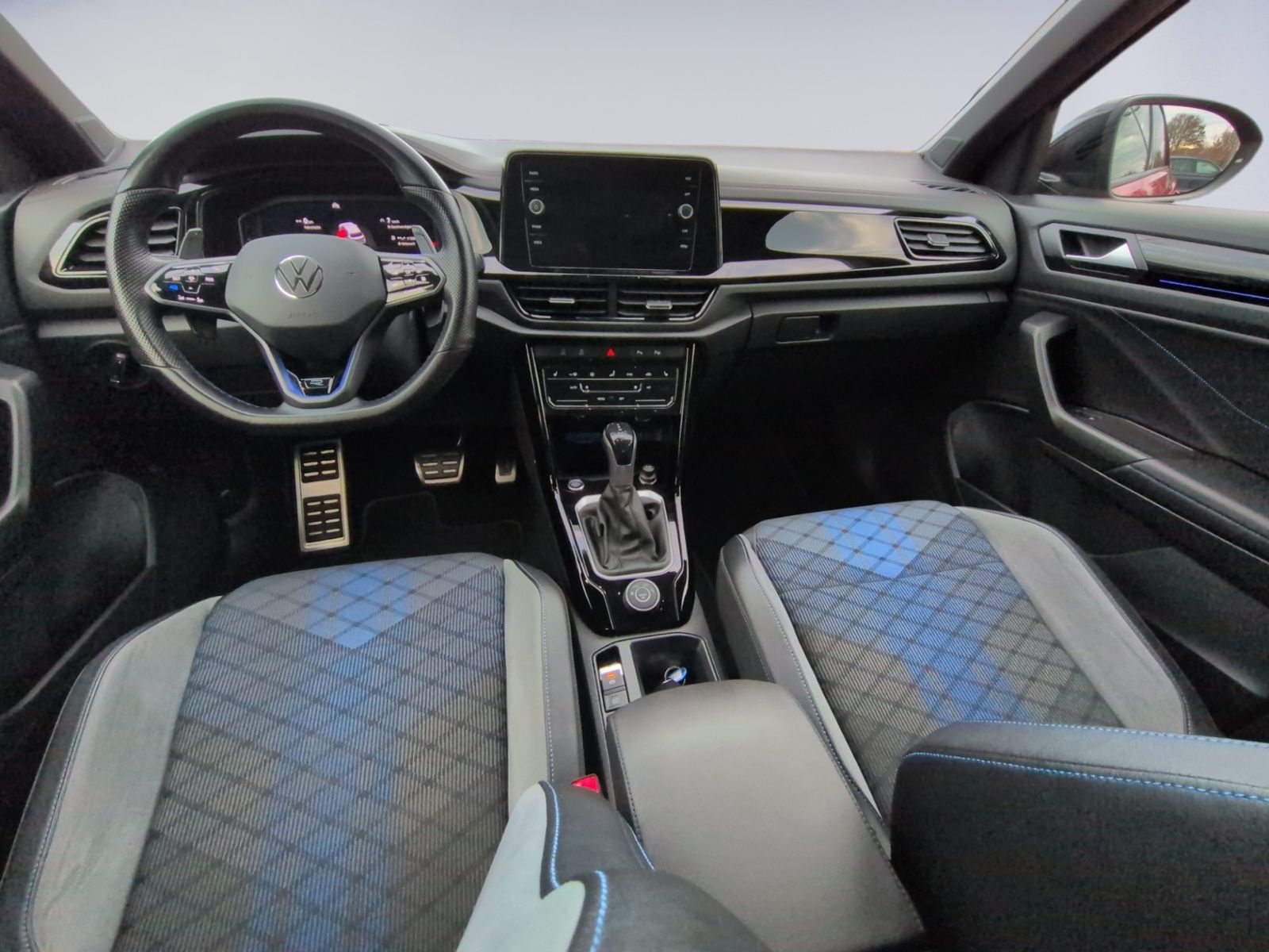 T-Roc R AHK+BlackStyle+Estoril+