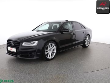 Audi S8 - 1